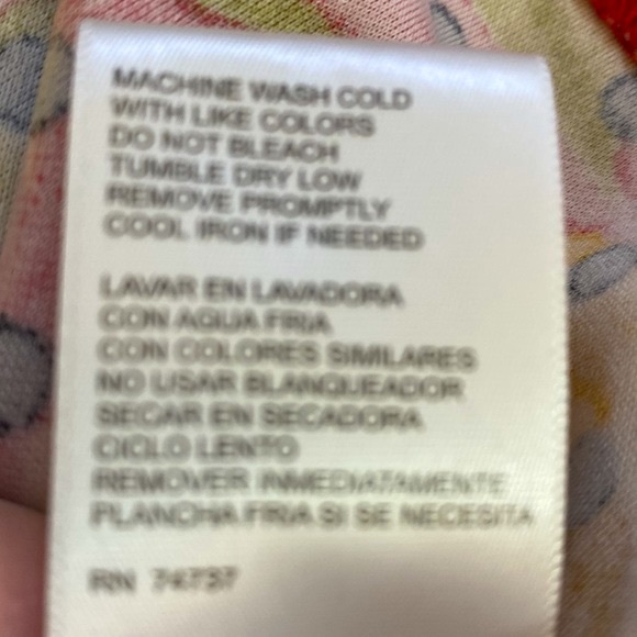 Shelby & Palmer super cute floral dress with polka dots - Picture 7 of 7